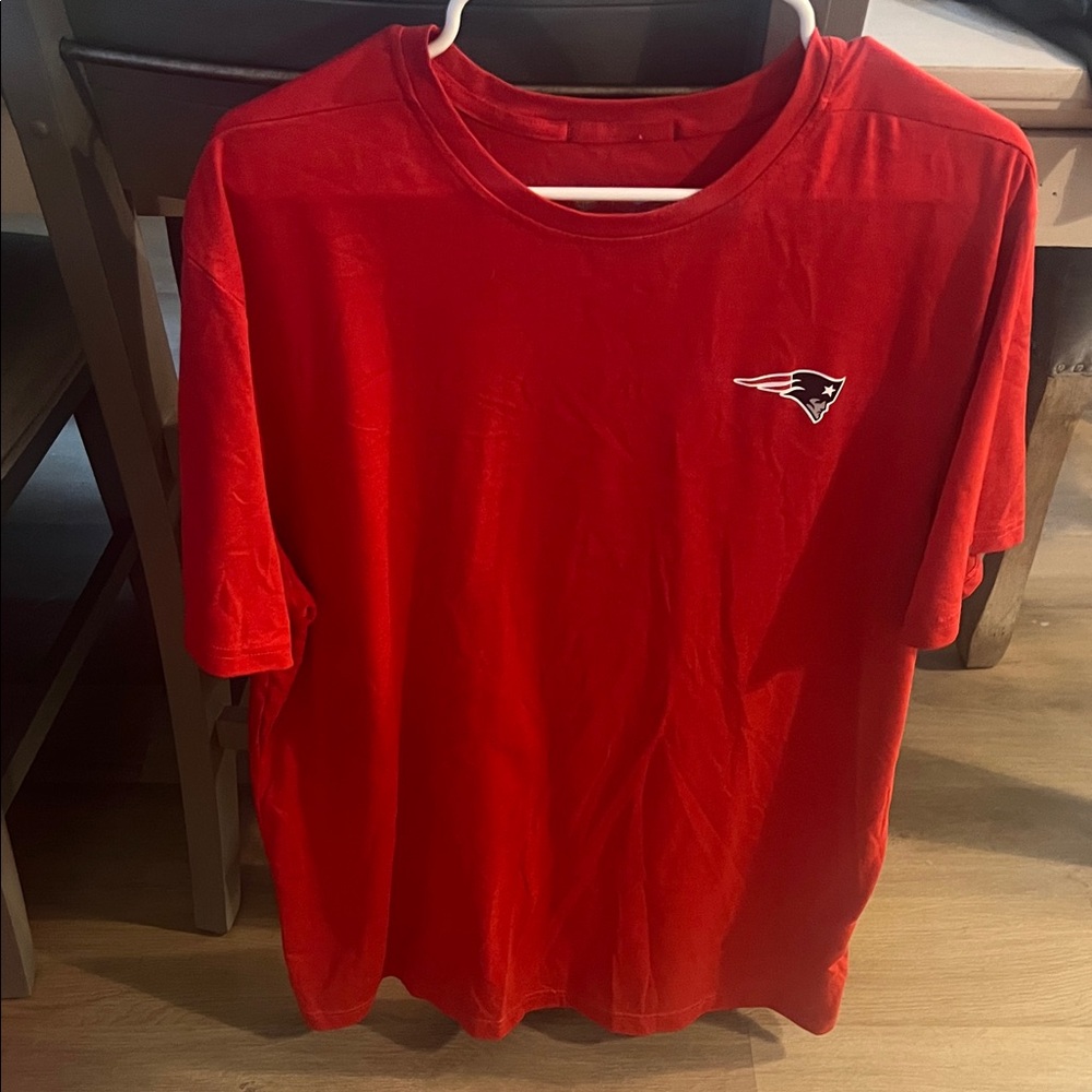 Nike Red Short Sleeve Men's Tee
